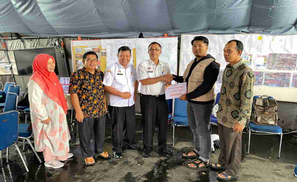 kebakaran bantuan