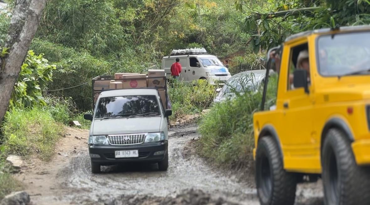 WhatsApp Image 2025-12-03 at 16.21.03